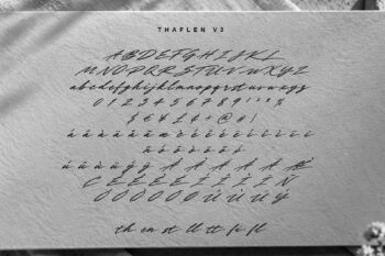 Thaflen - Natural Flowing Script
